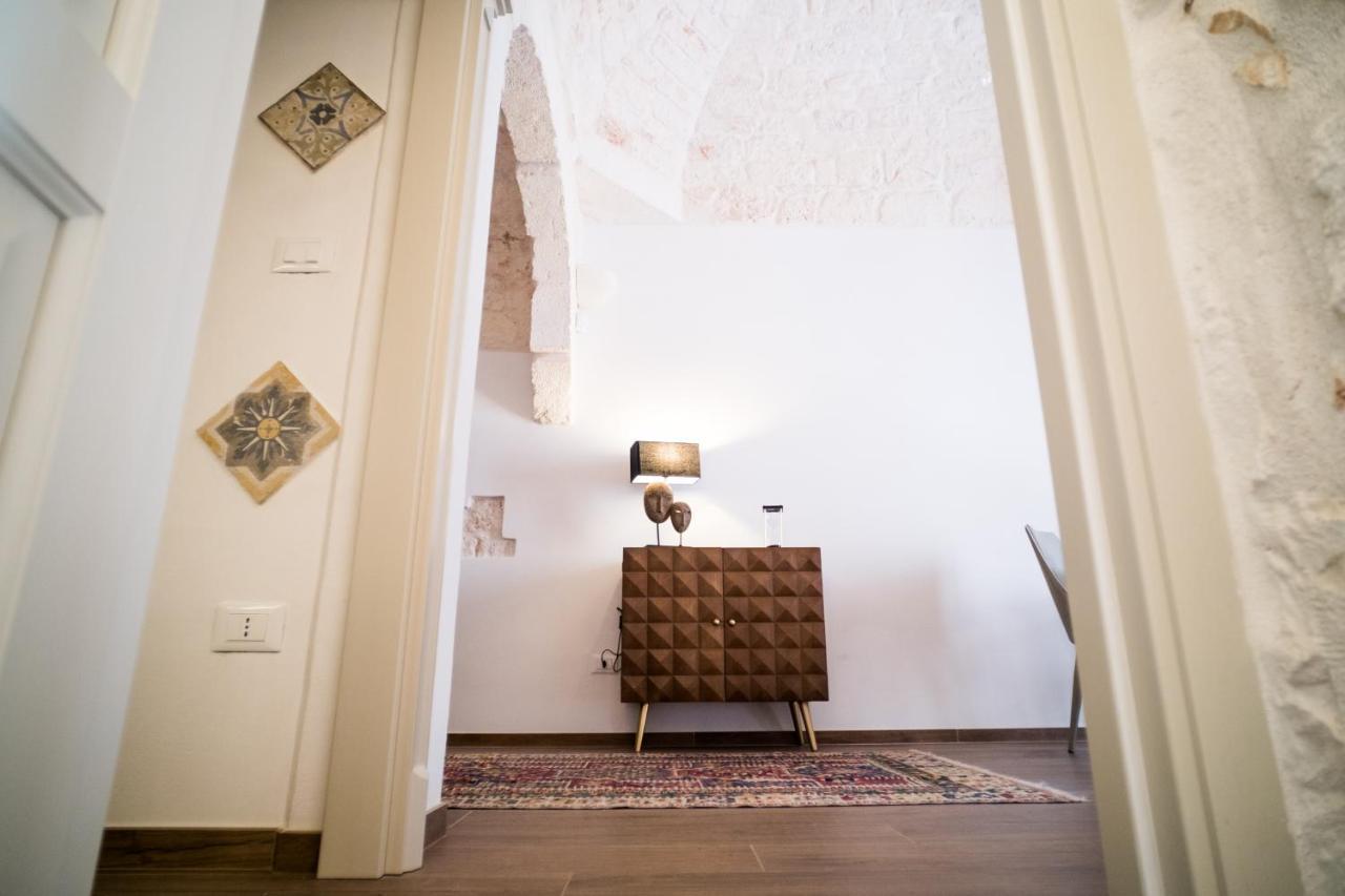 800S Home Luxury Rooms Остуни Экстерьер фото