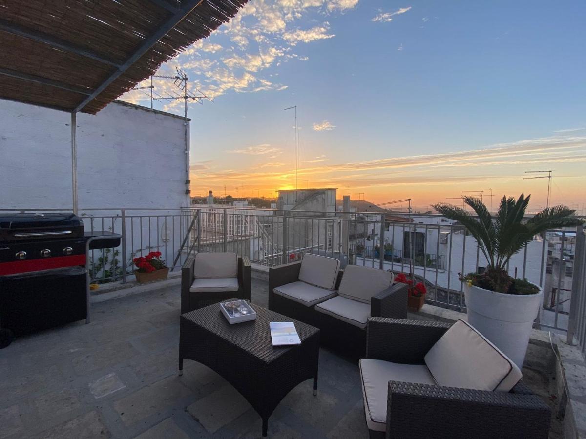 800S Home Luxury Rooms Остуни Экстерьер фото